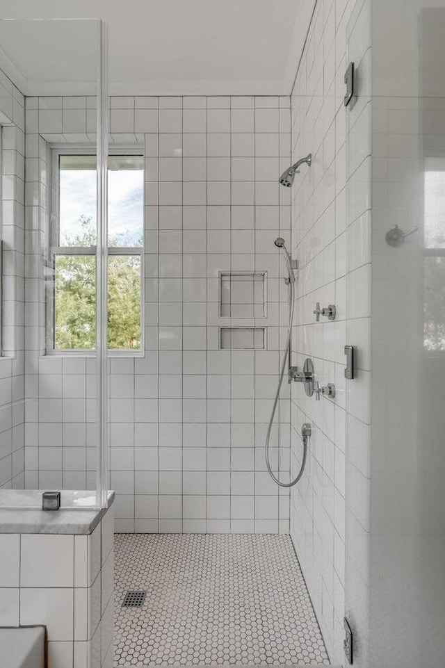 222 Haddrell St, Mount Pleasant, SC 29464 - full bathroom featuring a shower stall
