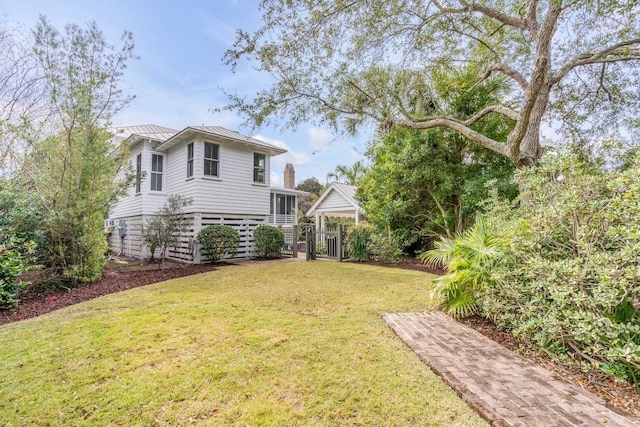 222 Haddrell St, Mount Pleasant, SC 29464 - view of yard featuring a gate