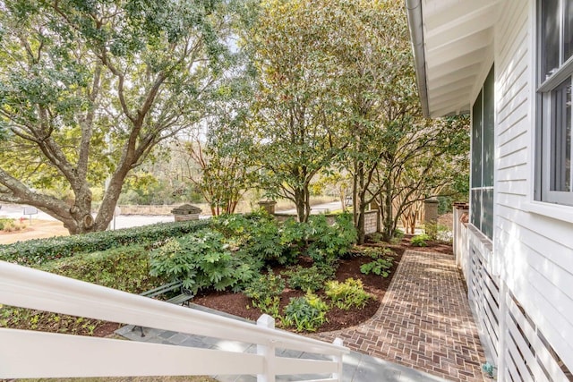 222 Haddrell St, Mount Pleasant, SC 29464 - view of yard