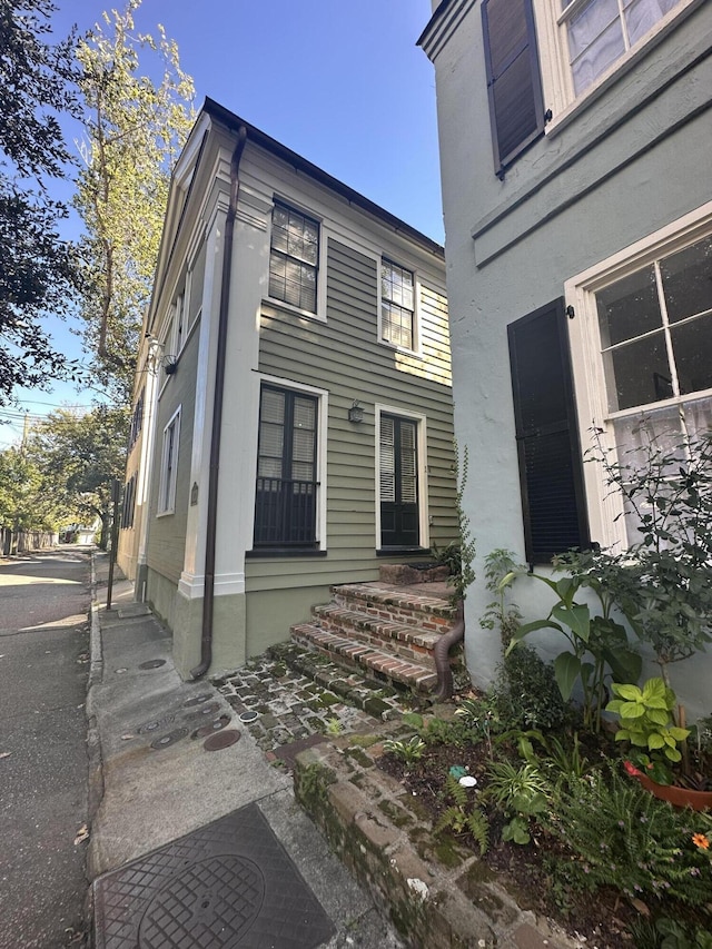 view of front of home featuring entry steps