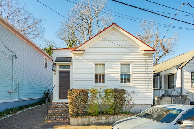 view of front of house