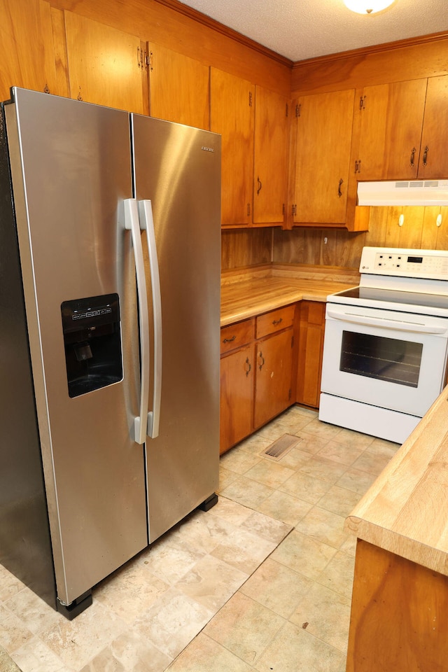 kitchen with stainless steel fridge with ice dispenser, a textured ceiling, white stove, and range hood