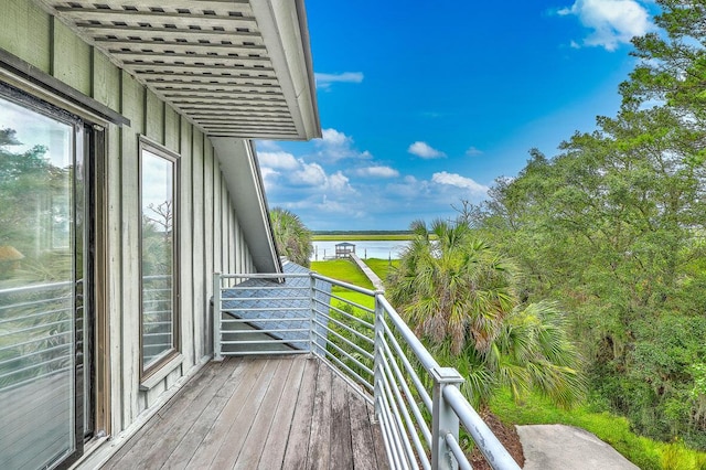 2287 Shoreline Dr, Johns Island, SC 29455 - balcony with a water view