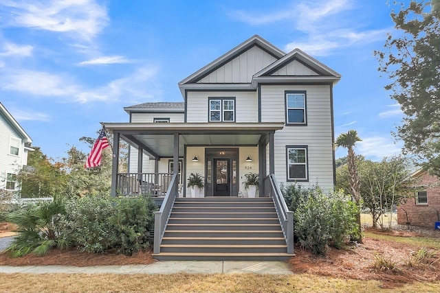 view of front facade with covered porch