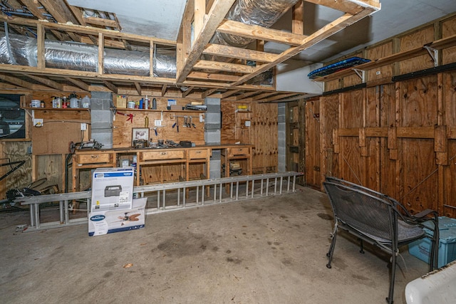 2468 Marina Rd, Wadmalaw Island, SC 29487 - garage with a workshop area