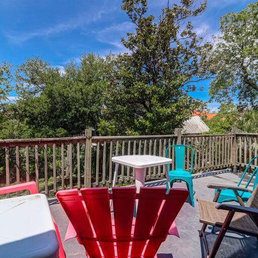 81 Rutledge Ave, Charleston, SC 29401 - view of deck