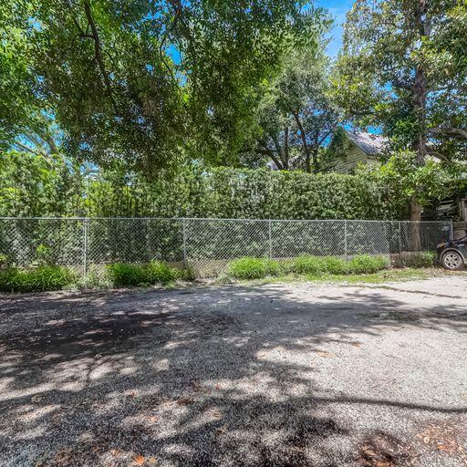 81 Rutledge Ave, Charleston, SC 29401 - view of street