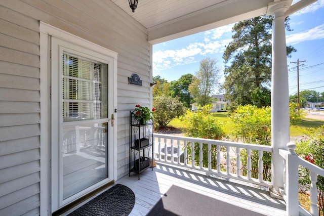 balcony with a porch