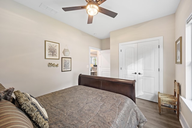 359 Green St, Santee, SC 29142 - bedroom featuring wood finished floors, a closet, and ceiling fan