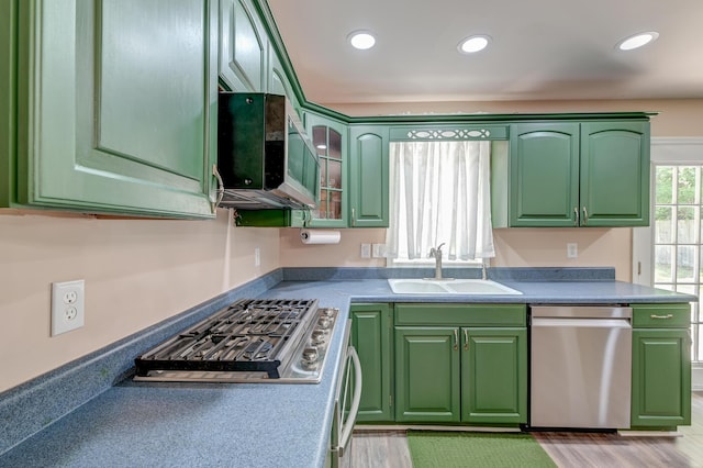 403 Forest Cir, Summerville, SC 29483 - kitchen with a sink, green cabinets, stainless steel appliances, and recessed lighting