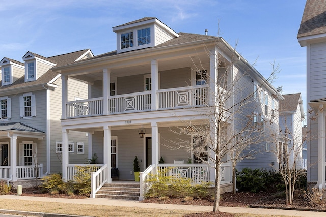 view of front facade featuring a porch