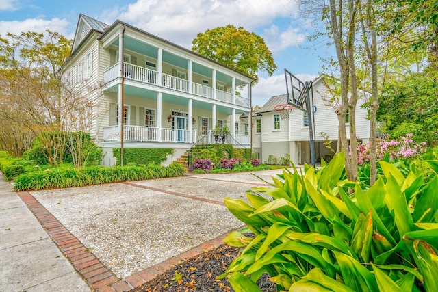 view of front of home featuring covered porch