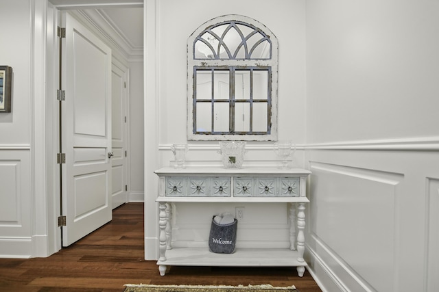 interior details featuring hardwood / wood-style floors