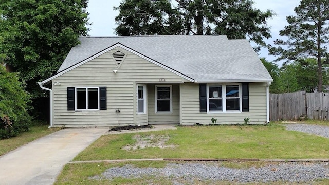 148 Lancashire Rd, Summerville, SC 29486 - bungalow-style home featuring a shingled roof and driveway