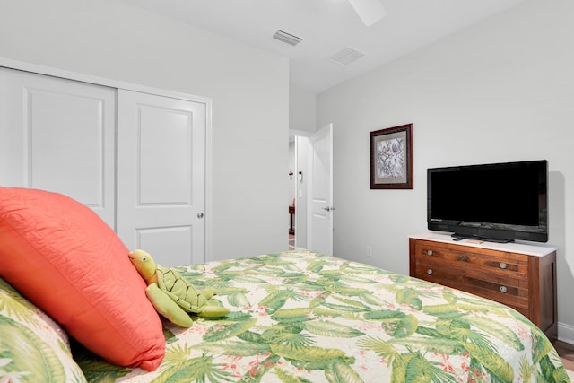 bedroom featuring a closet