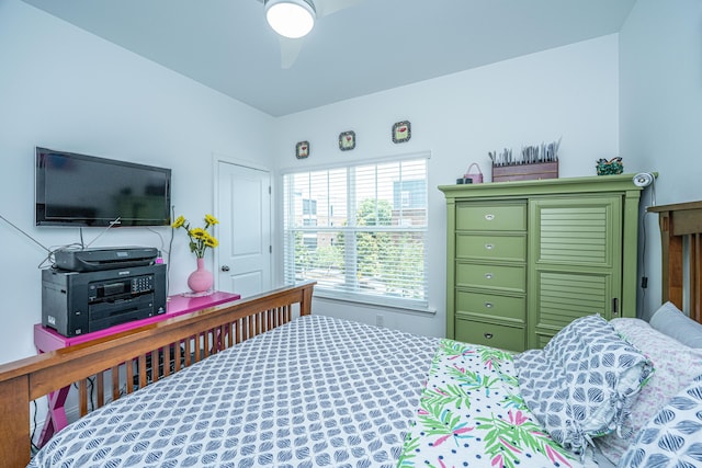 1242 Allusion Ln Unit 206, Mount Pleasant, SC 29466 - bedroom with a ceiling fan