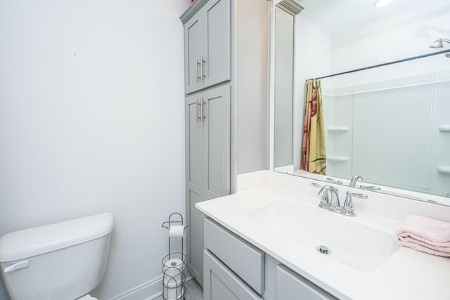 1242 Allusion Ln Unit 206, Mount Pleasant, SC 29466 - full bath featuring toilet, vanity, baseboards, and curtained shower