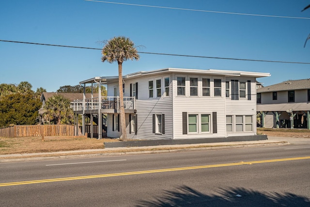 view of front of house