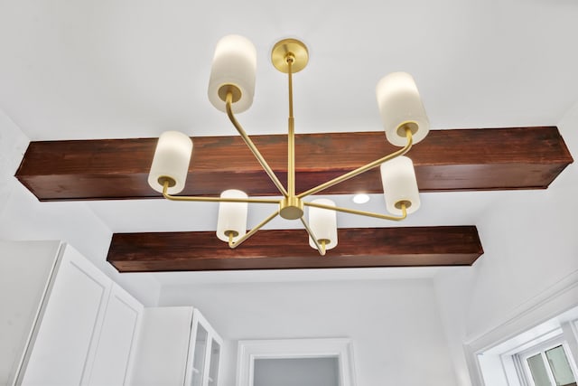 80 Smith St, Charleston, SC 29401 - detailed view of beamed ceiling