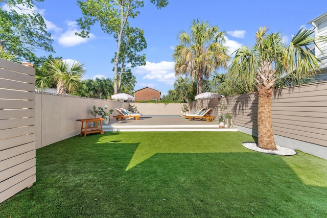 80 Smith St, Charleston, SC 29401 - view of yard with a patio