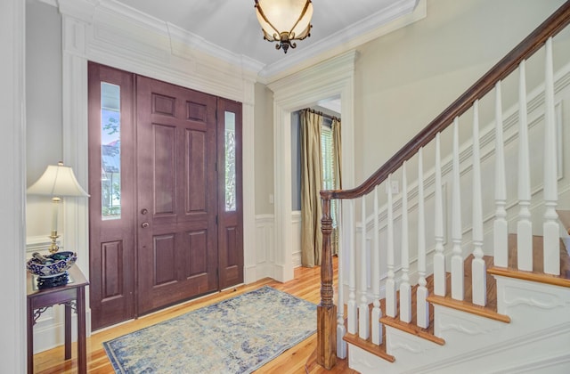 750 Navigators Run, Mount Pleasant, SC 29464 - foyer featuring stairs, light wood-style flooring, and ornamental molding