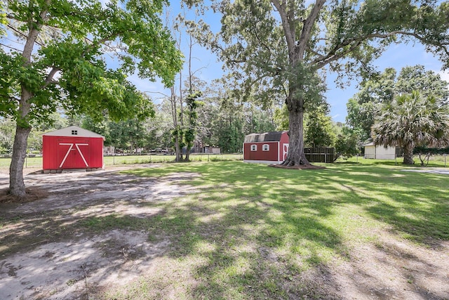 209 Pineview Dr, Goose Creek, SC 29445 - view of yard with view of wooded area