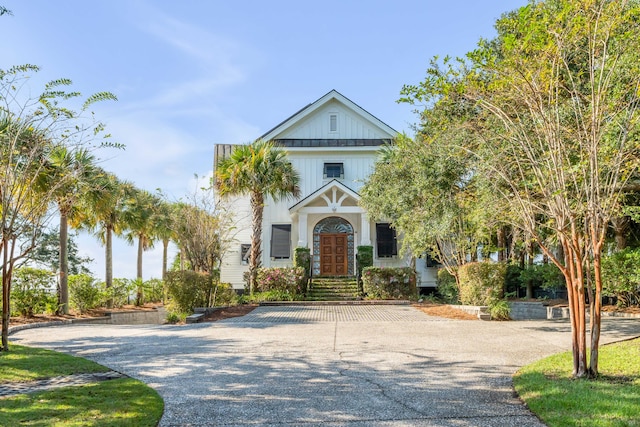 view of front of house