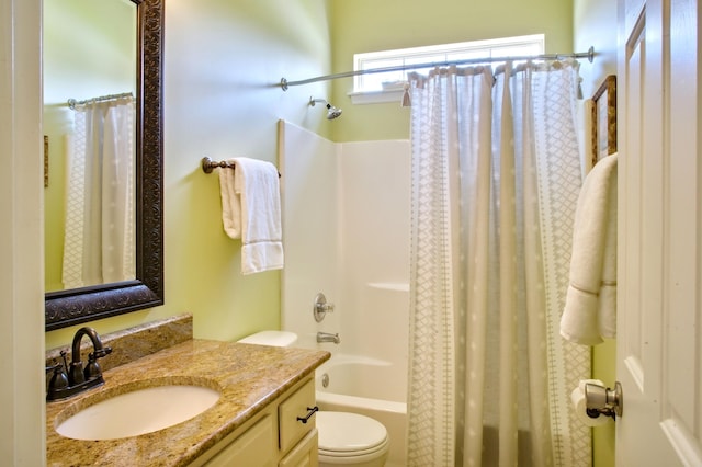 6159 Fieldstone Cir, Charleston, SC 29414 - bathroom featuring vanity and shower / tub combo with curtain