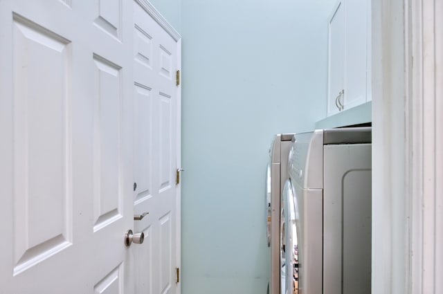 6159 Fieldstone Cir, Charleston, SC 29414 - washroom featuring cabinet space and washer and clothes dryer