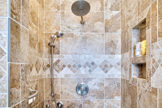 6159 Fieldstone Cir, Charleston, SC 29414 - bathroom view of a tile shower