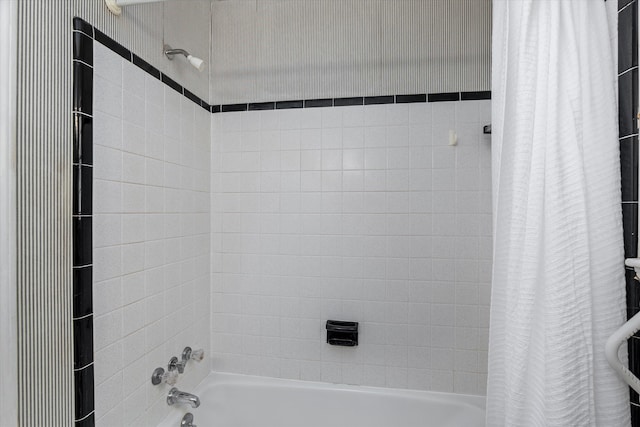 1019 Pinon Rd, North Augusta, SC 29841 - bathroom featuring shower / tub combo