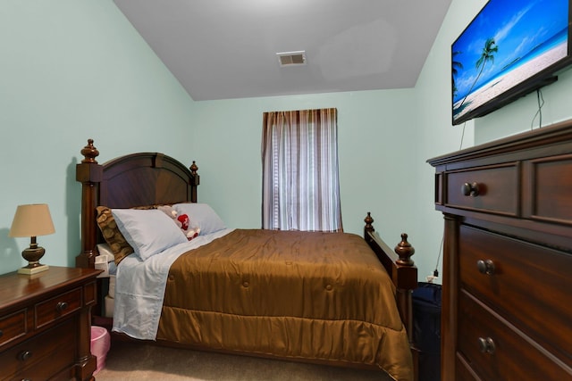 bedroom with carpet flooring