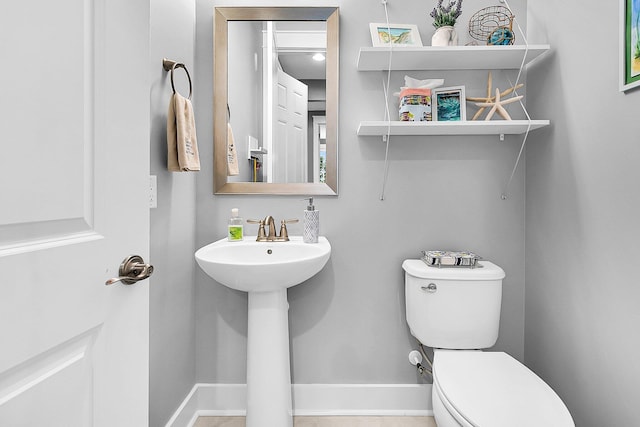 554 Tidewater Chase Ln, Summerville, SC 29486 - bathroom featuring toilet and baseboards