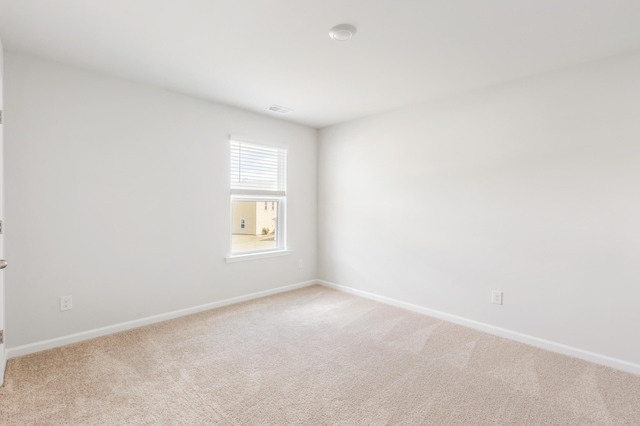191 E Pinckney St, Summerville, SC 29485 - carpeted empty room featuring baseboards