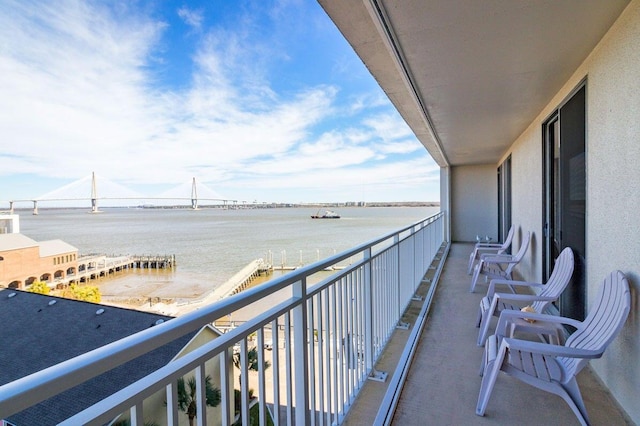330 Concord St Unit 8E, Charleston, SC 29401 - balcony featuring a water view