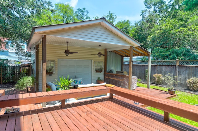 deck with ceiling fan