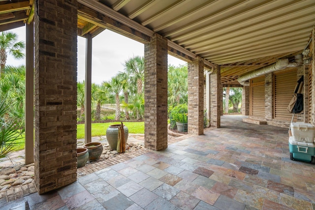 2834 Parkers Landing Rd, Mount Pleasant, SC 29466 - view of patio / terrace