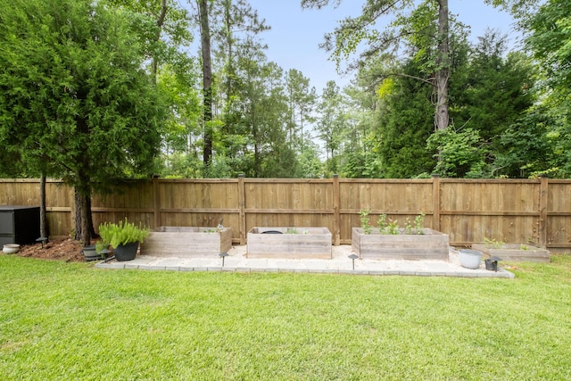 125 Beam St, Huger, SC 29450 - view of yard featuring a garden