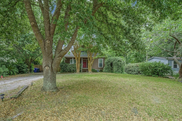 2177 Gulf Dr, Mount Pleasant, SC 29464 - obstructed view of property featuring a front lawn