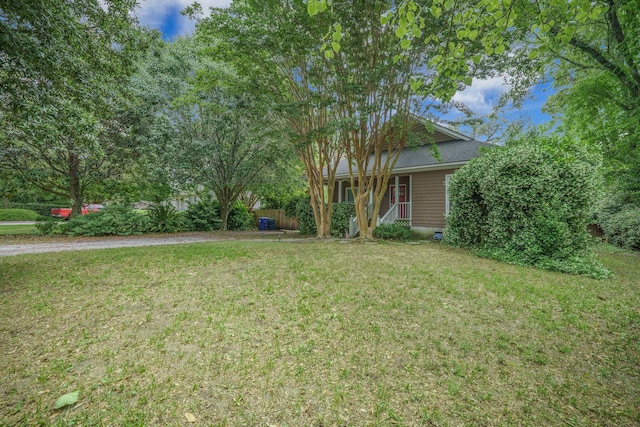2177 Gulf Dr, Mount Pleasant, SC 29464 - view of green lawn featuring covered porch
