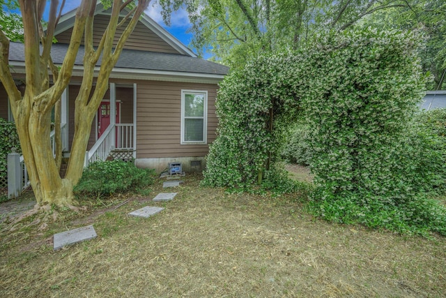 2177 Gulf Dr, Mount Pleasant, SC 29464 - view of side of property with crawl space and a shingled roof