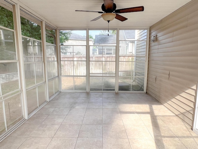 3632 Locklear Ln, Mount Pleasant, SC 29466 - unfurnished sunroom featuring a ceiling fan