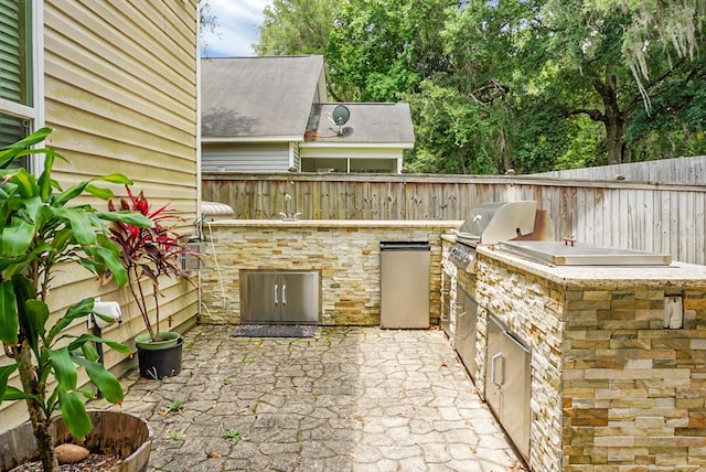3632 Locklear Ln, Mount Pleasant, SC 29466 - fenced backyard with a patio