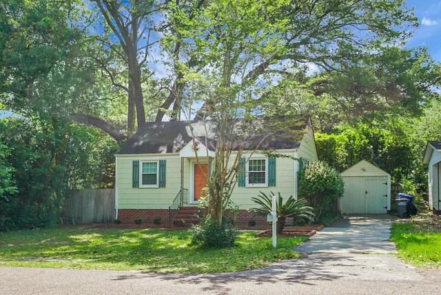 4810 Parkside Dr, North Charleston, SC 29405 - view of front of house featuring entry steps, crawl space, and driveway