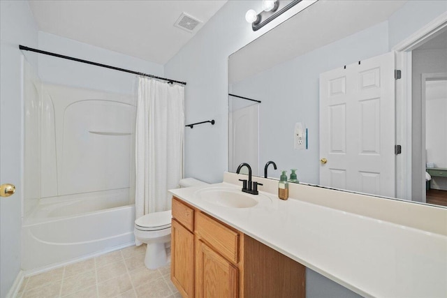 full bath featuring toilet, shower / bath combo, visible vents, and vanity