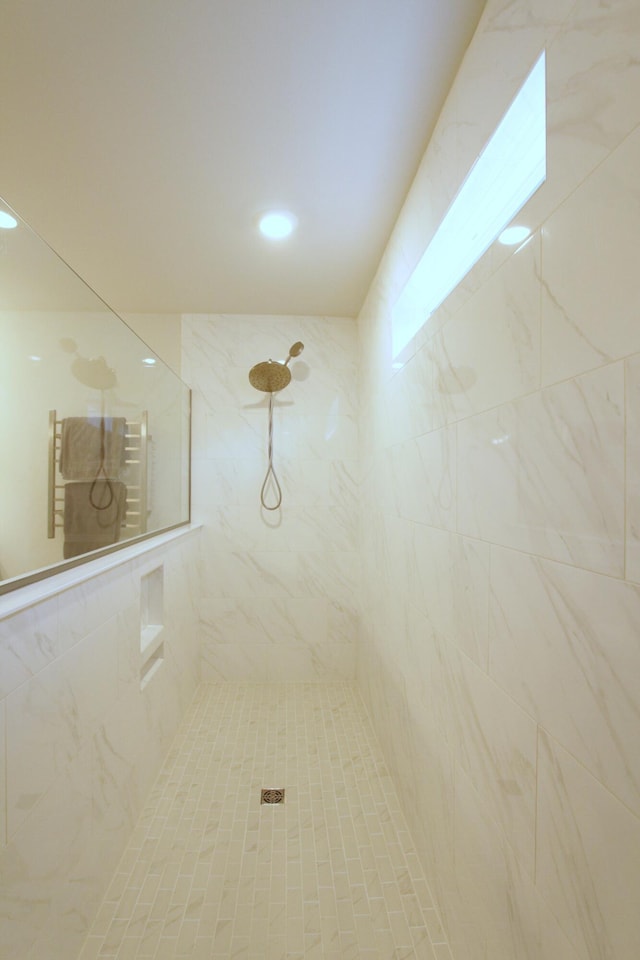 103 Granton Edge Ln, Summerville, SC 29486 - bathroom featuring tiled shower and recessed lighting