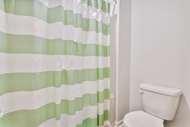 full bath with toilet