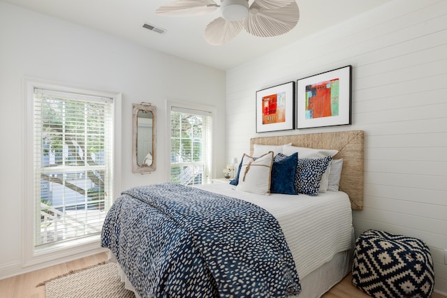 1532 Sea Palms Cres, Mount Pleasant, SC 29464 - bedroom with wood finished floors and ceiling fan