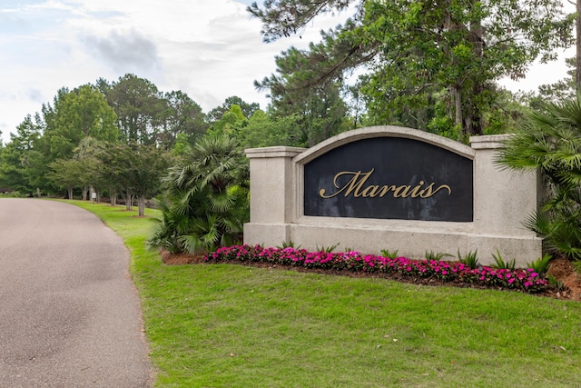 1532 Sea Palms Cres, Mount Pleasant, SC 29464 - community / neighborhood sign with a lawn