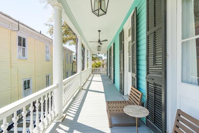 11 Franklin St, Charleston, SC 29401 - balcony with covered porch